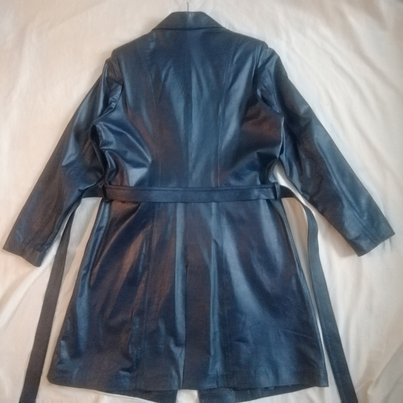 J J Disenos genuine leather trench coat - Picture 7 of 7